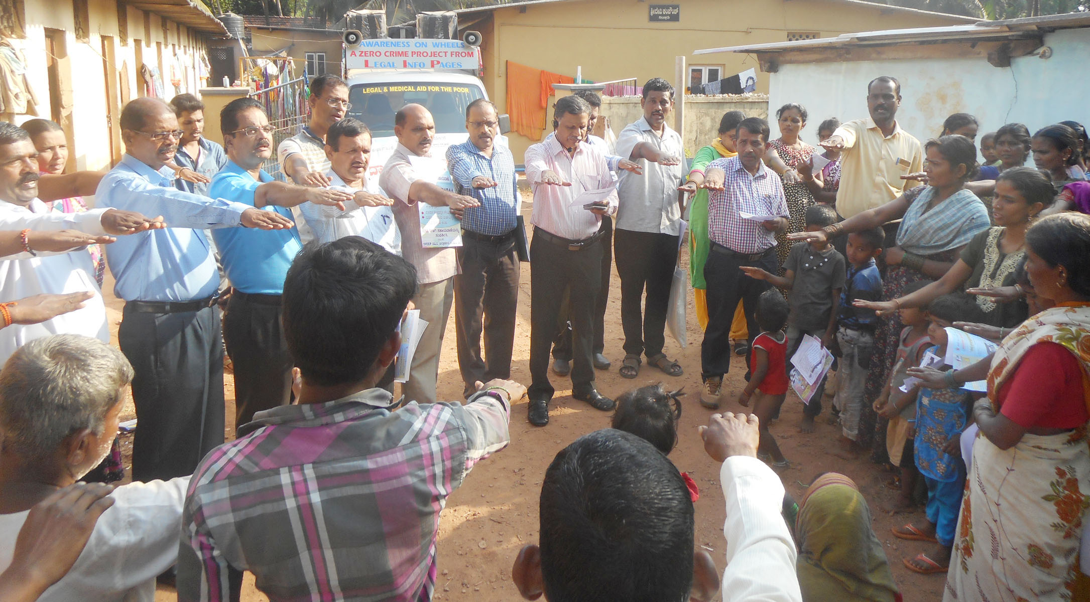 ಉಡುಪಿ: ವಲಸೆ ಕಾರ್ಮಿಕರಿಗೆ ಮತದಾನ ಕುರಿತು ಜಾಗೃತಿ